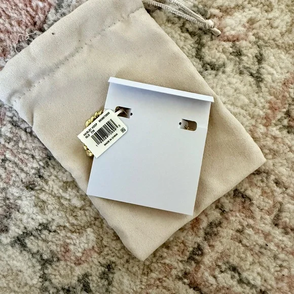 Kendra Scott Twisted Gold Hoop Earrings - Picture 2 of 2